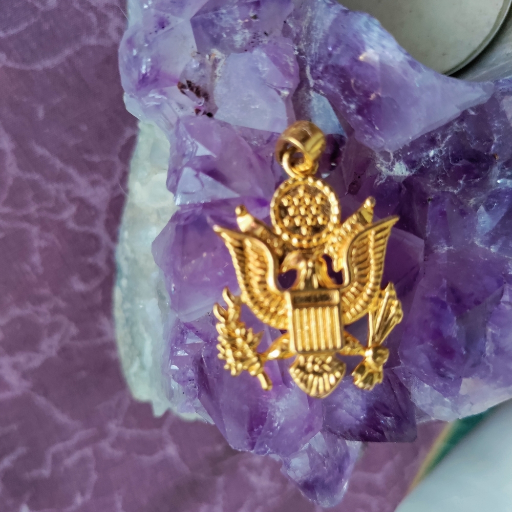Military pendant